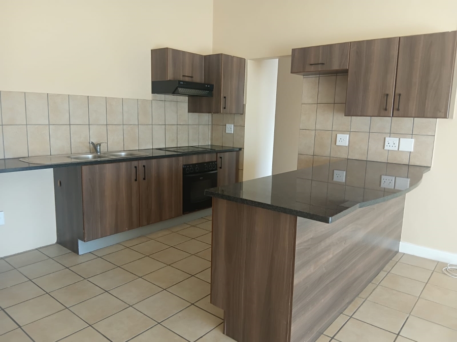 To Let 3 Bedroom Property for Rent in Dana Bay Western Cape